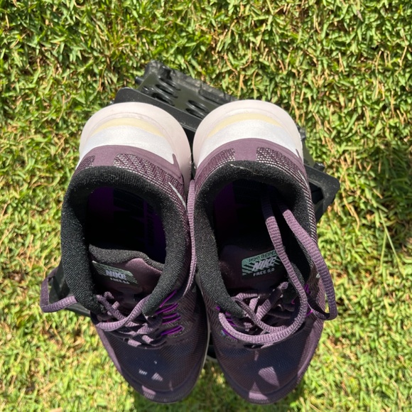 Nike Women's Athletic Shoes - Black and Purple - Picture 3 of 5